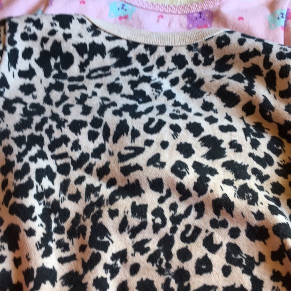 Sweaters - Picture 4 of 5